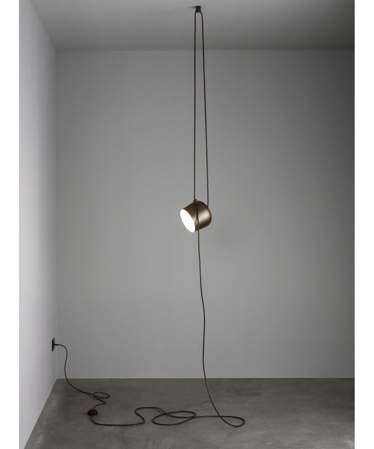 Flos Aim Riippuvalaisin W / Pistoke Ruskea