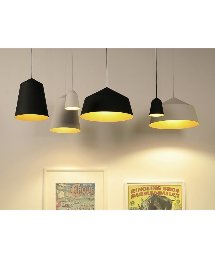 Innermost Circus Large Riippuvalaisin Musta