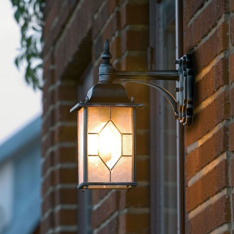 Konstsmide Milano Seinävalaisin Musta