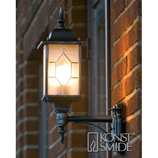 Konstsmide Milano ulkoseinävalaisin (ylös)