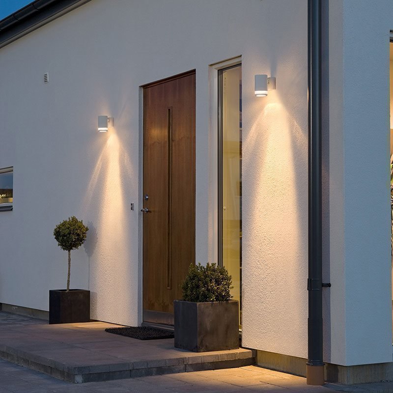 Konstsmide Modena 7511 Seinävalaisin Valkoinen