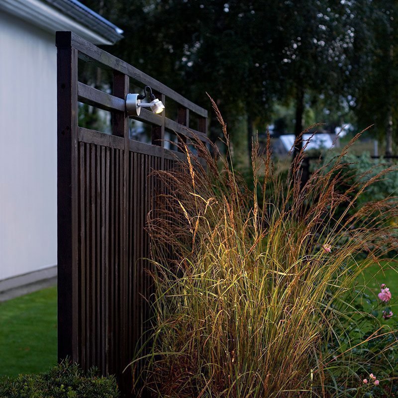 Konstsmide Moza Seinävalaisin