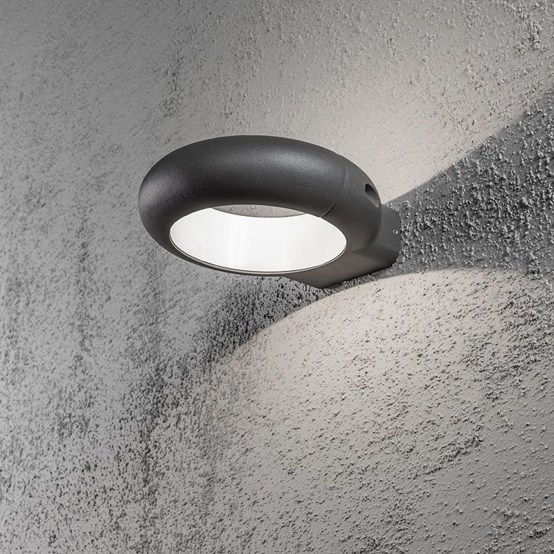 Konstsmide Rovigo Seinävalaisin Harmaa