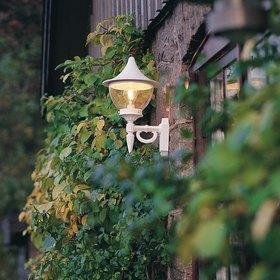 Konstsmide Ulkoseinävalaisin 485-250 Lyra valkoinen matta yläsuunta