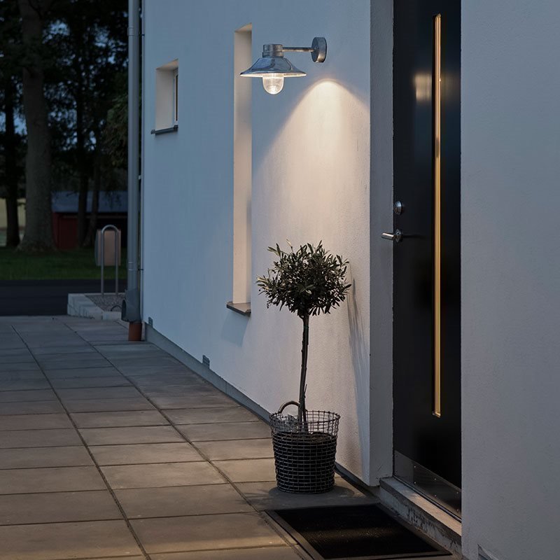 Konstsmide Vega Seinävalaisin Metallinen