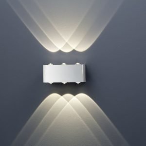 LED-seinävalaisin Aberdeen 200x70x80 mm ylös/alas harjattu teräs