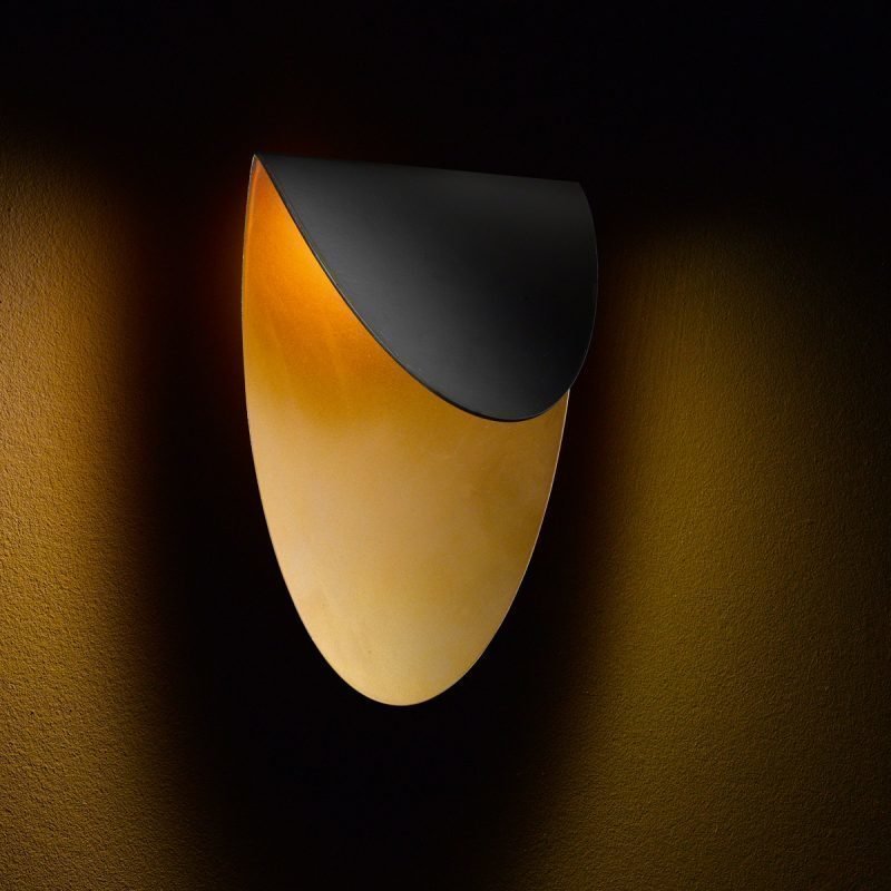 LED-seinävalaisin Lips 150x105x210 mm musta