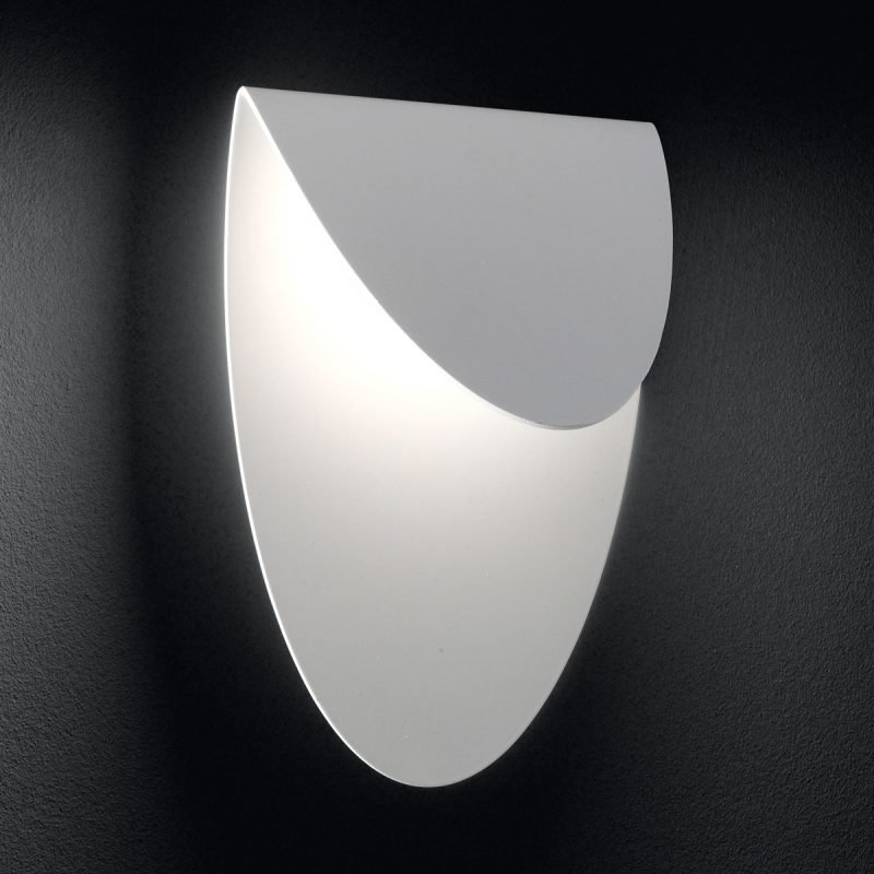 LED-seinävalaisin Lips 150x105x210 mm valkoinen