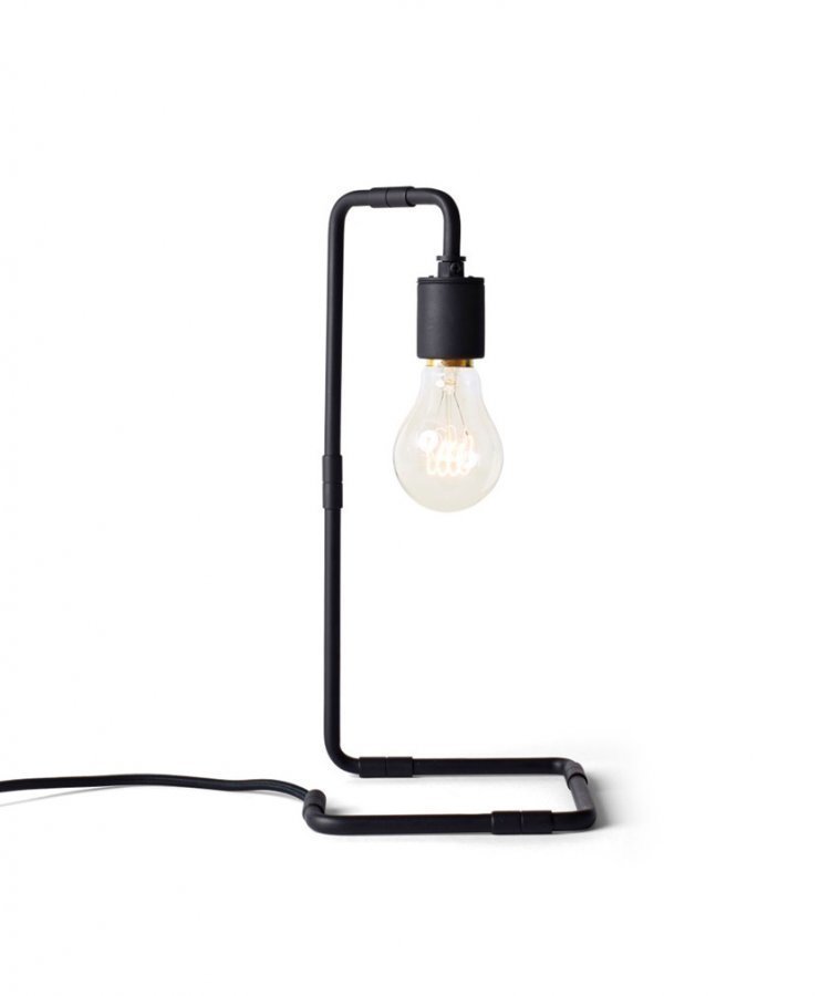 Menu Reade Pöytävalaisin Musta