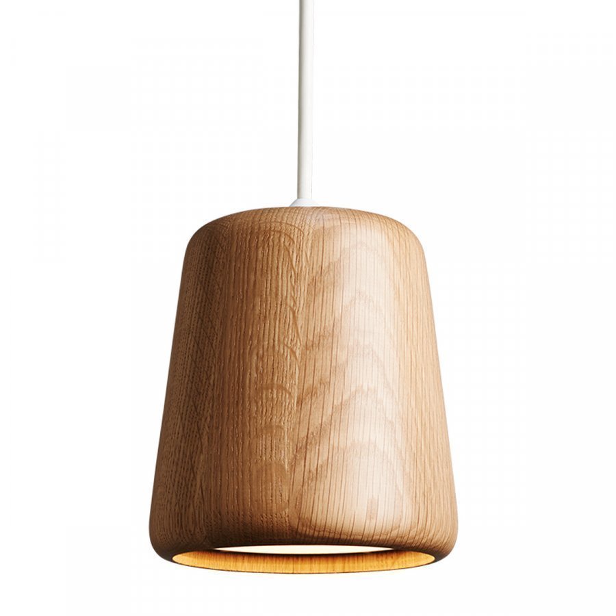New Works Material Riippuvalaisin Tammi