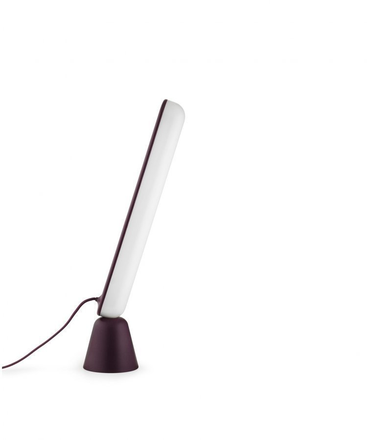 Normann Copenhagen Acrobat Pöytävalaisin Aubergine