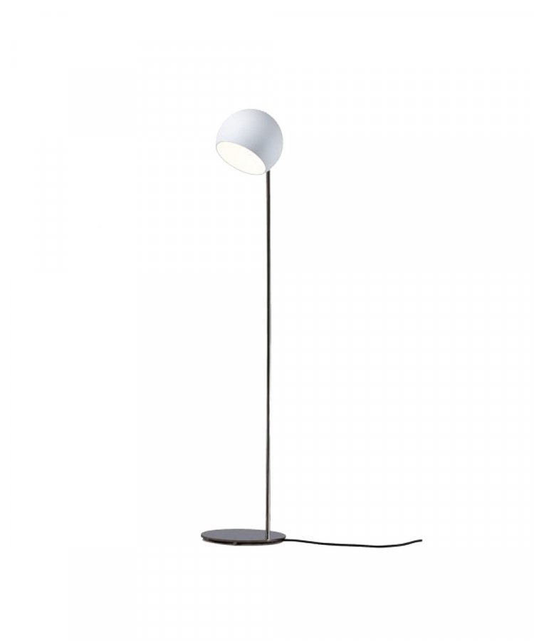 Nyta Tilt Globe Lattiavalaisin Valkoinen