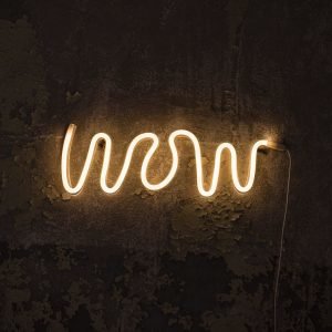 Pr Home Wow Seinävalaisin Valkoinen