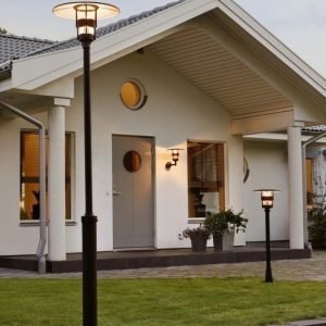 Pylväsvalaisin Freja iso 524-750 Ø 480x2320 mm musta