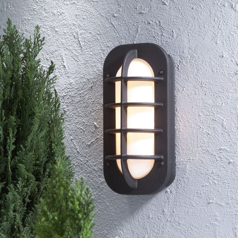 Seinävalaisin 514-752 Loke musta matta 190x360 mm pistorasialla