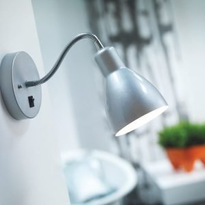 Seinävalaisin Cyclone 105x370x370 mm hopea