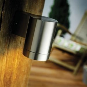 Seinävalaisin Rome 90x140x125 mm alas rosteri