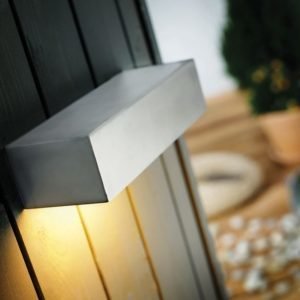 Seinävalaisin Square 250x90x60 mm alas rosteri