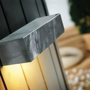 Seinävalaisin Square Maxi 320x120x80 mm alas sinkitty teräs