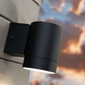 Seinävalaisin Tin Maxi 76x125x105 mm alas musta