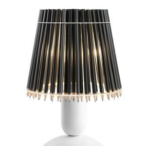Tom Rossau Pencil Pöytävalaisin Musta / Valkoinen