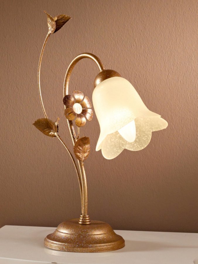 Valaisinsarja Kullanvärinen